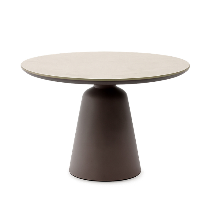Trin, Outdoor Dining Table